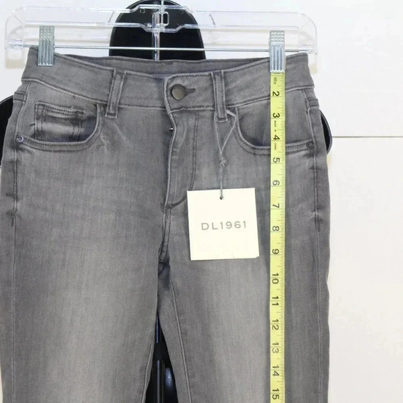 DL1961 ladies jeans size 25 - Picture 2 of 8